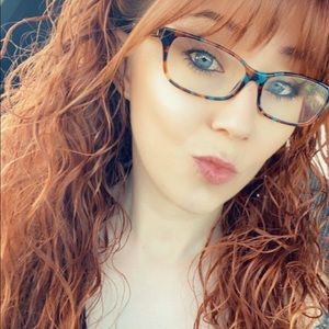 Meet your Posher, Alysha